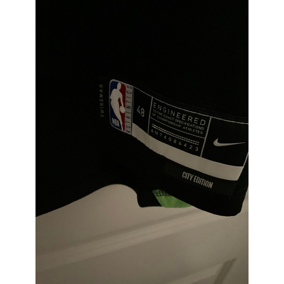 Jaylen Brown Boston Celtics 2024/25 City Edition
Men's Nike Dri-FIT NBA Swingman - Picture 5 of 11